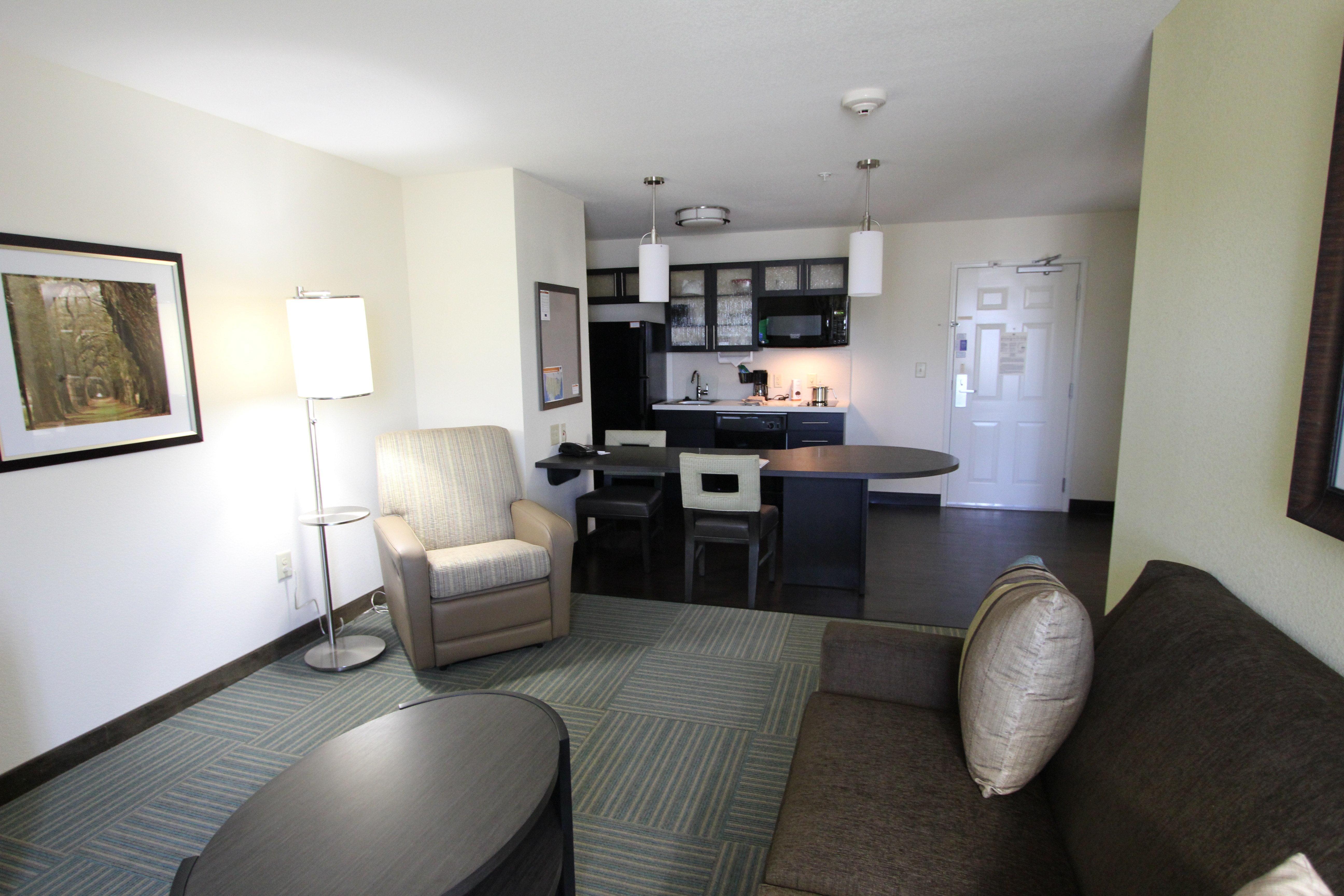 Candlewood Suites Greenville By Ihg Екстериор снимка